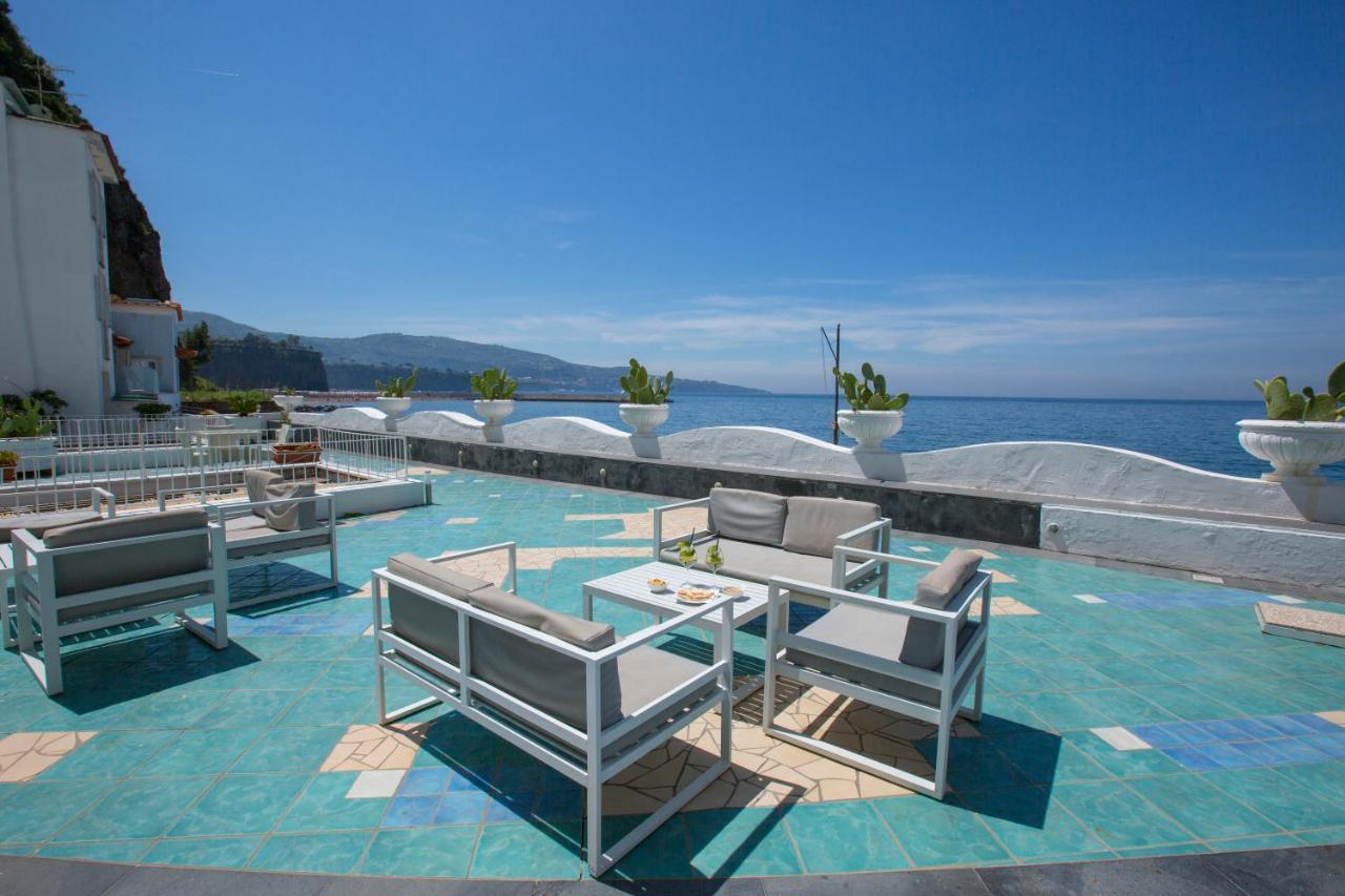 Alimuri Bay Resort Meta Ngoại thất bức ảnh