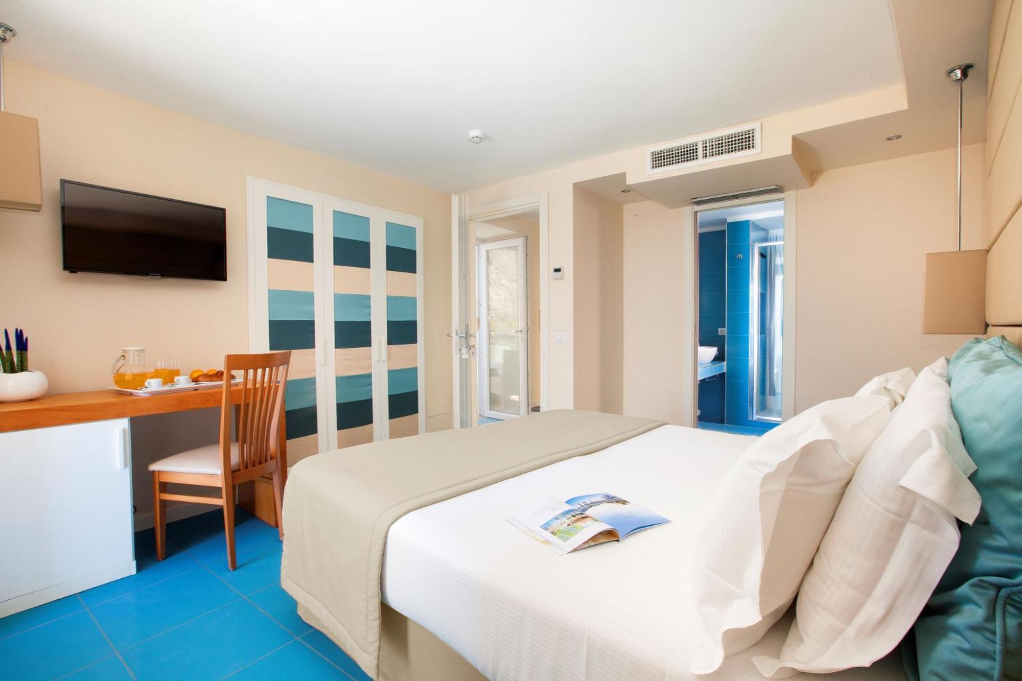 Alimuri Bay Resort Meta Ngoại thất bức ảnh