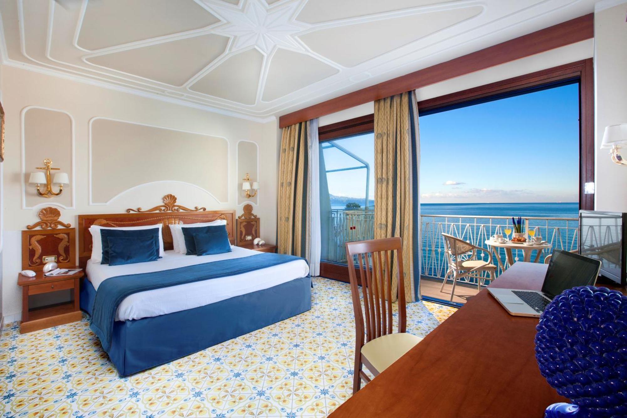 Alimuri Bay Resort Meta Ngoại thất bức ảnh